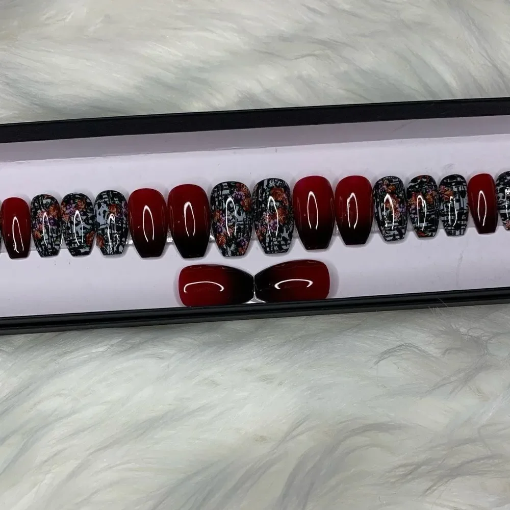 At First Blush Custom Press On Nails | High Quality Nails | Handmade - Picture 3 of 12